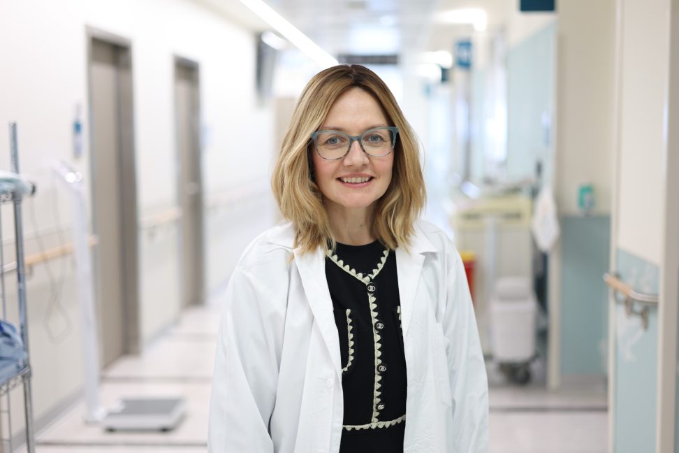 Dr. Ksenia Aaron