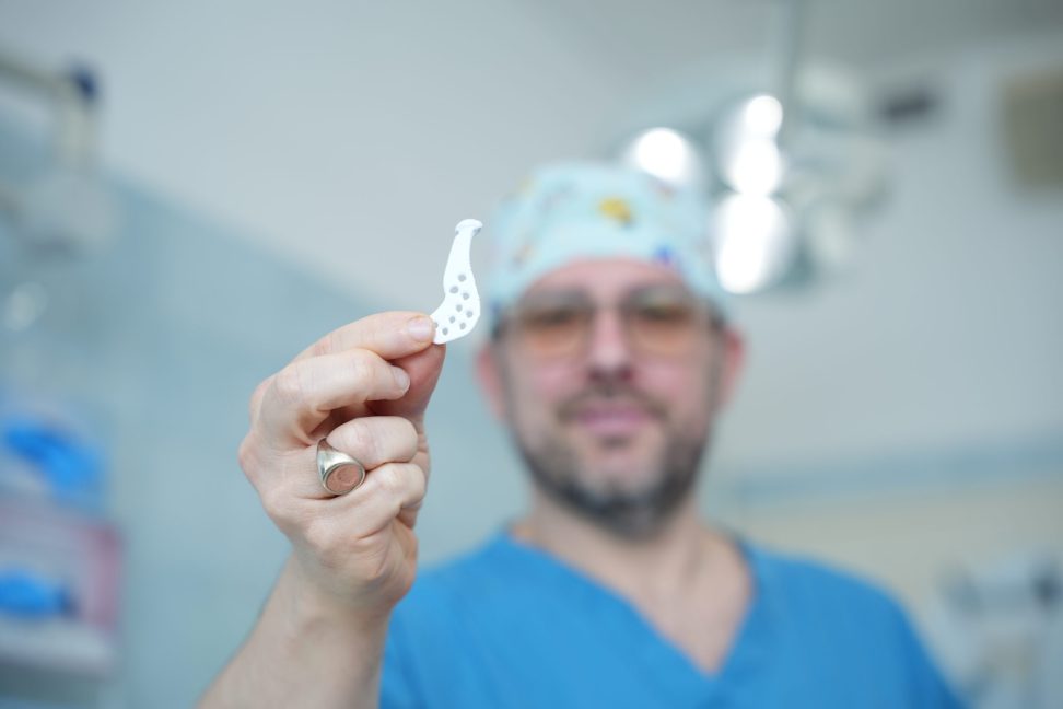 Dr. Boaz Frenkel, attending physician in the Department of Oral and Maxillofacial Surgery and head of the Jaw Joint Surgery Clinic at Rambam